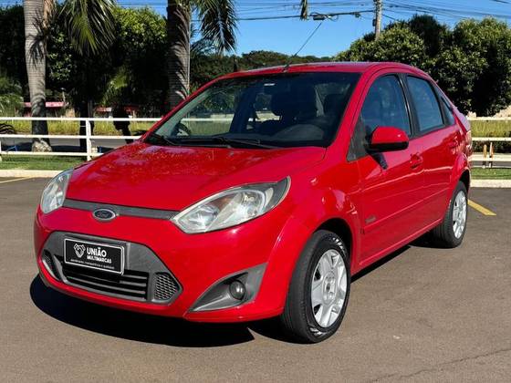 FORD FIESTA 1.6 MPI SEDAN 8V FLEX 4P MANUAL FORD FIESTA 1.6 MPI SEDAN 8V FLEX 4P MANUAL